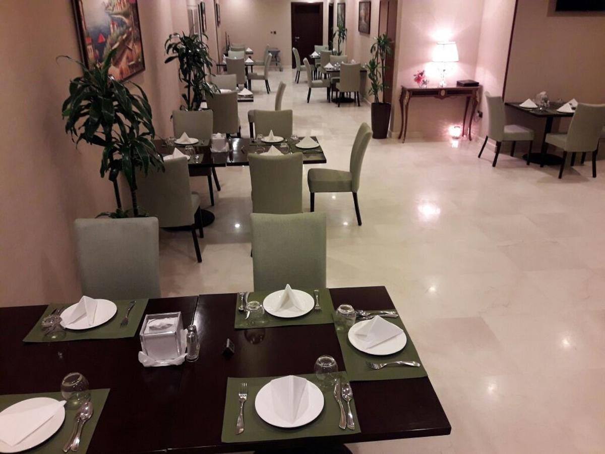 Suite Inn Hotel Рияд Екстериор снимка